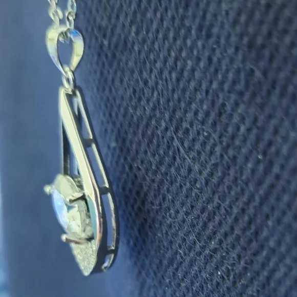 MOSSINITE NECKLACE 3CT - Picture 4 of 7